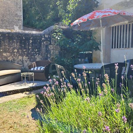 La Maison Aux Iris Poce-sur-Cisse Екстер'єр фото